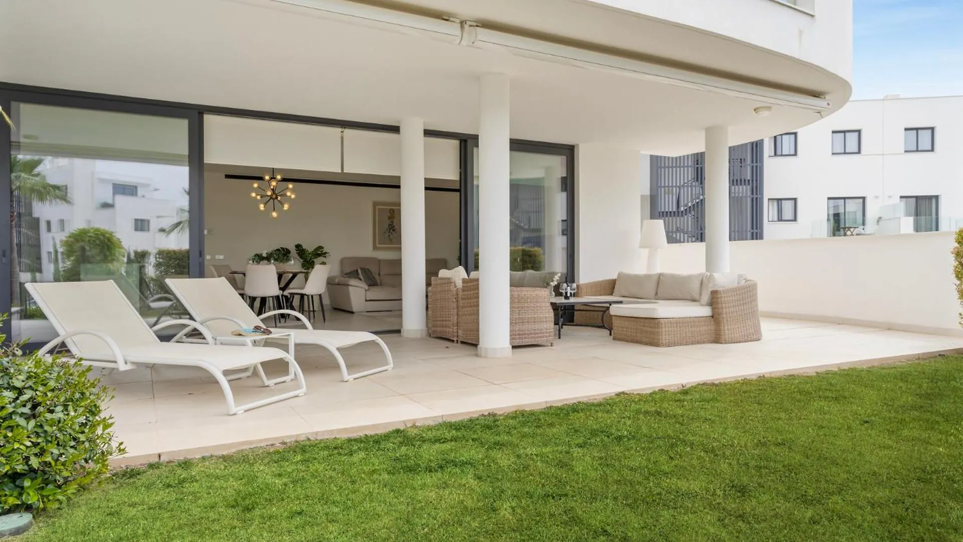 Apartmán White Modern Retreat In Fuengirola - Ref 48 Torremuelle