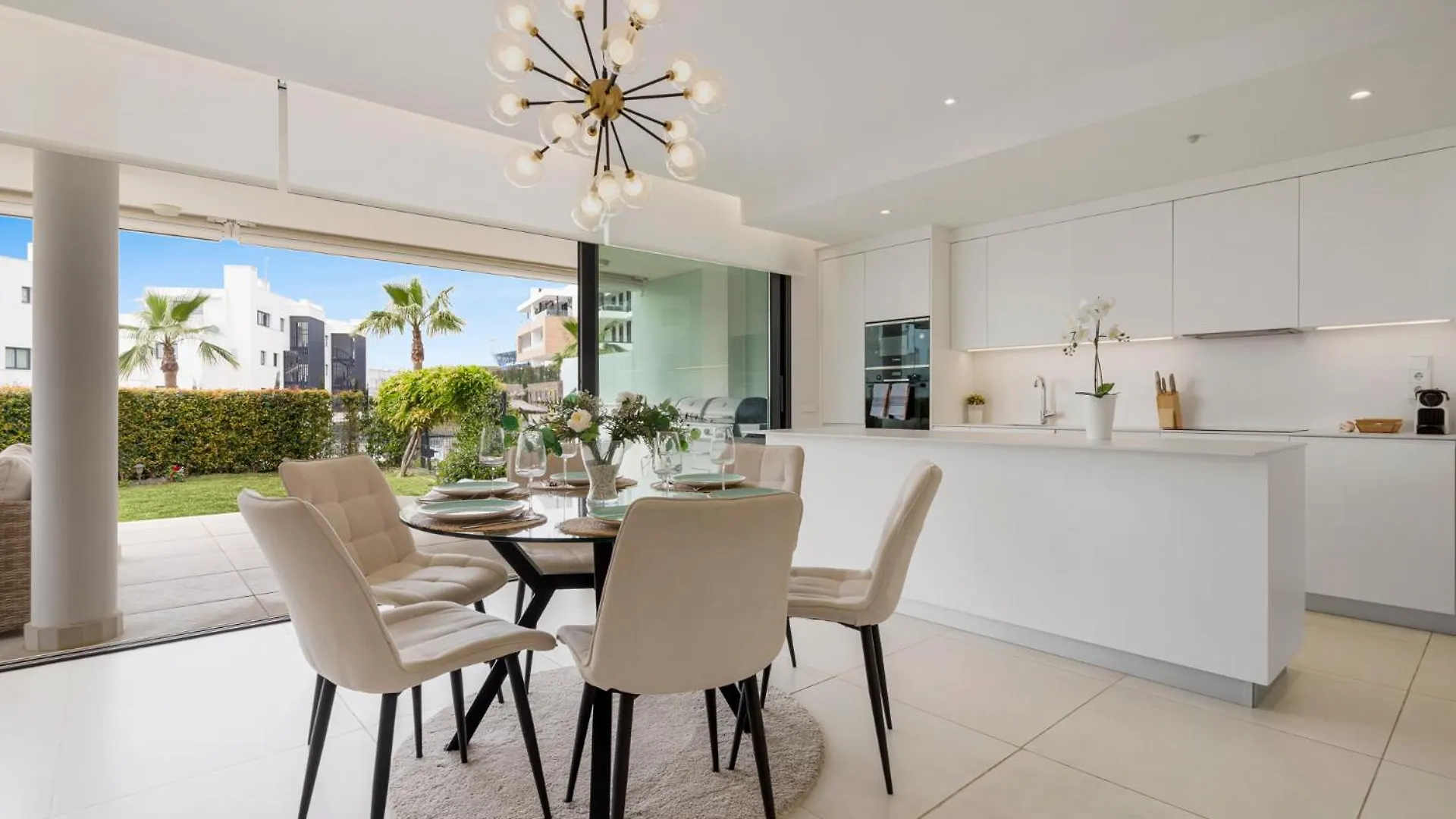 White Modern Retreat In Fuengirola - Ref 48 Apartment Torremuelle